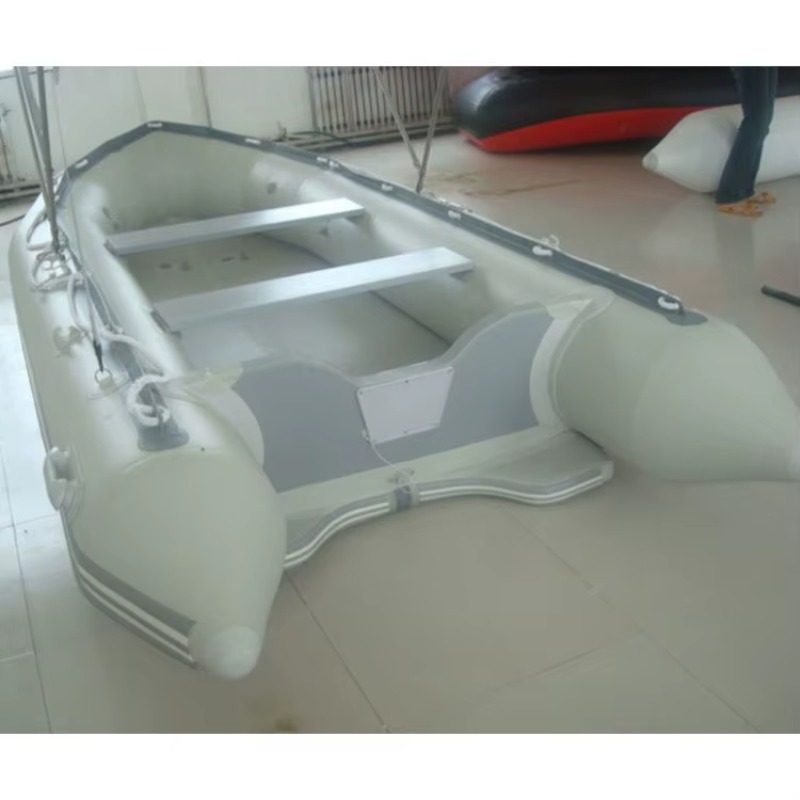 Bateau de pêche gonflable en P - Inflatable Boat 3.3M Pvc avis et prix